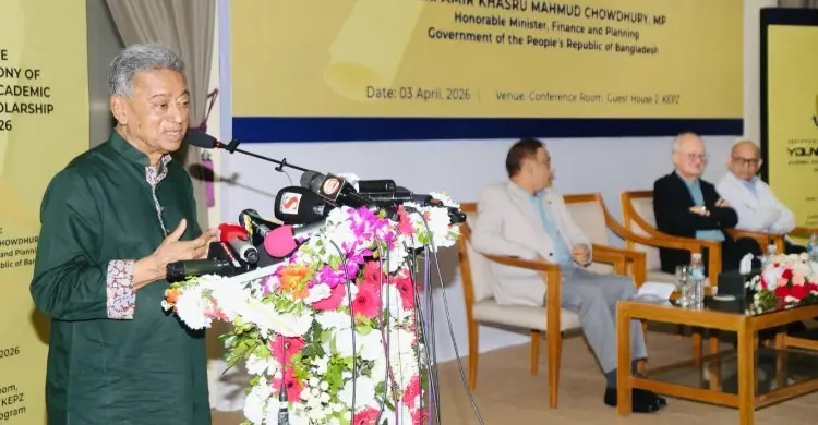 উচ্চমূল্যে জ্বালানি কেনায় সরকারি তহবিলে চাপ পড়েছে: অর্থমন্ত্রী